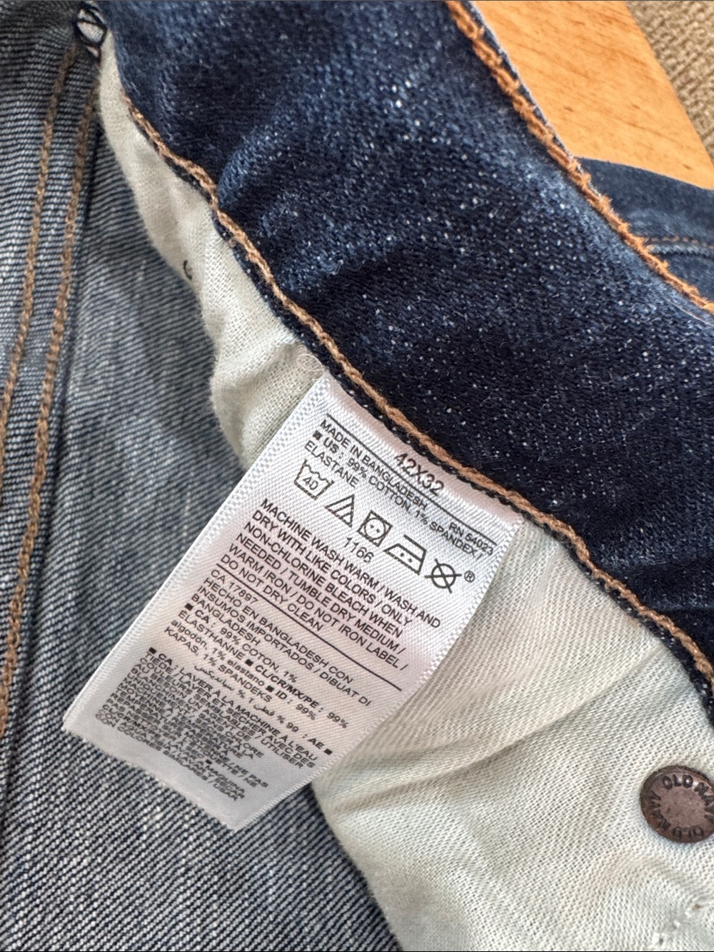 Old Navy Men's Straight Jeans in Dark Blue Denim